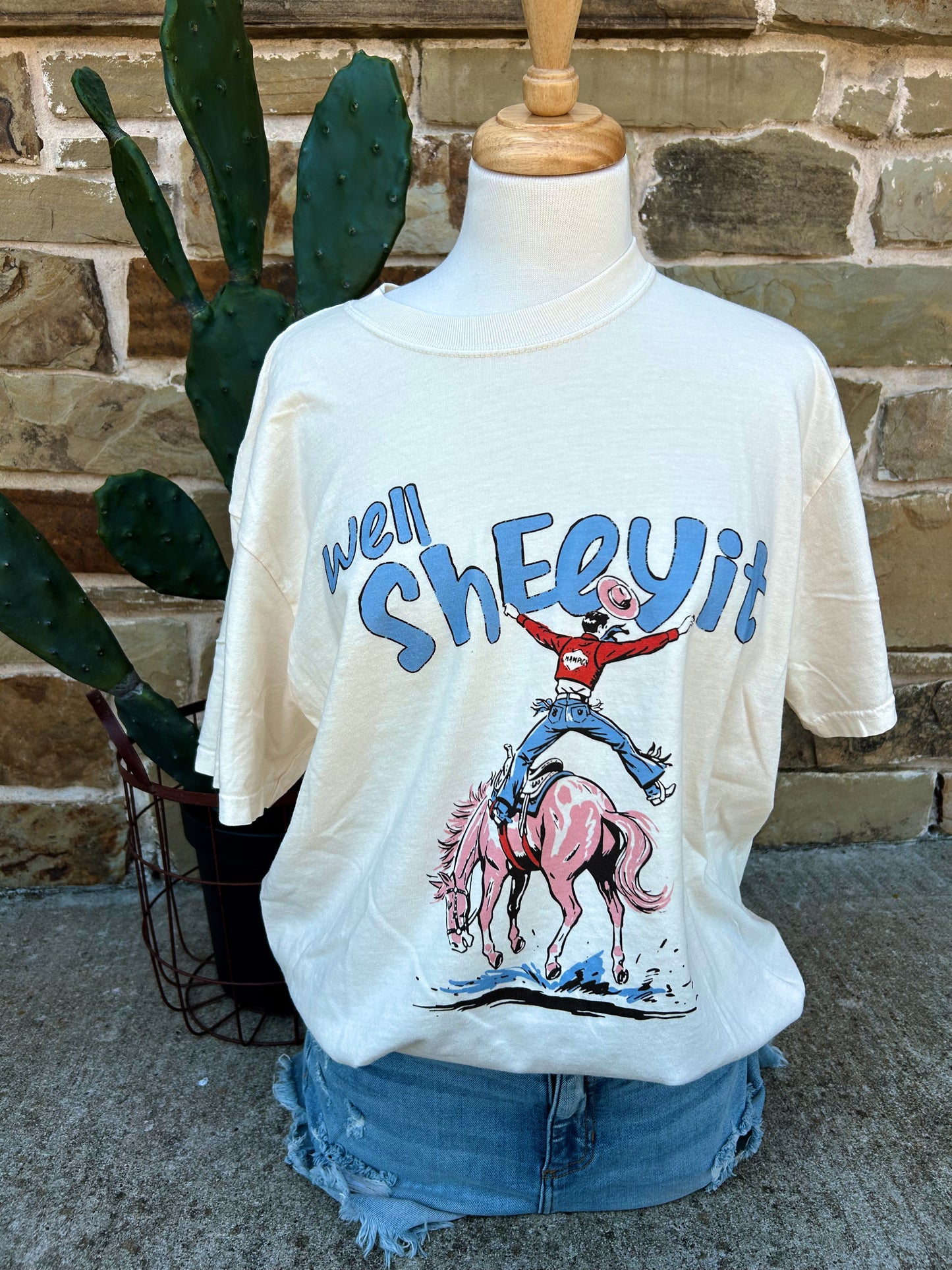 Sheeyit Tee