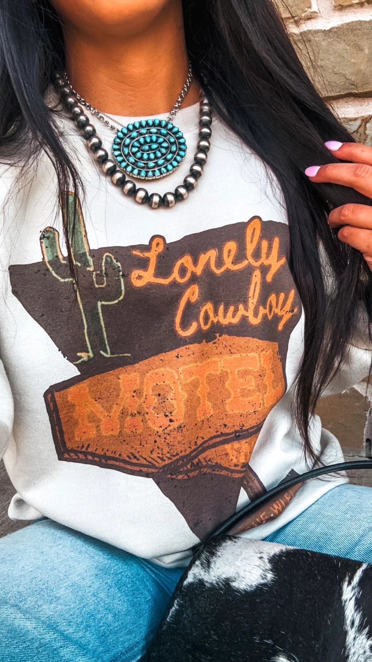 Lonely Motel on Tee