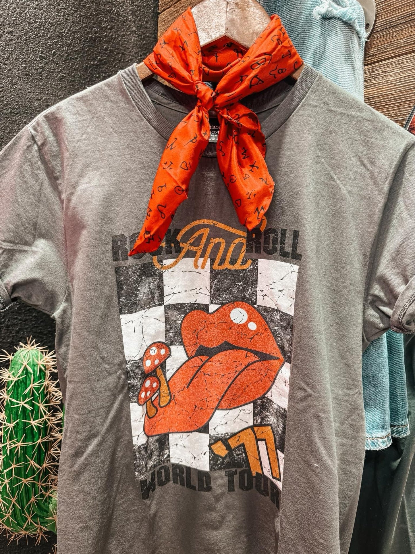 Rock And Roll World Tour on Tee